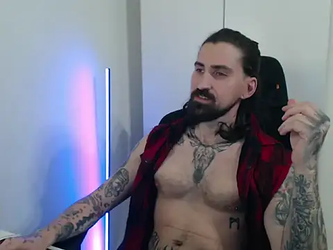 MateoHunk online show from May 9, 2026, 5:49 pm