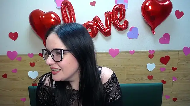 TayaBoret online show from February 17, 2025, 9:32 pm