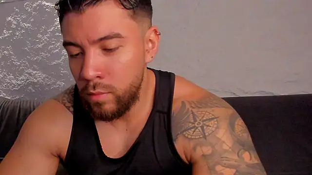  dreammr1  online show from October 10, 2025, 3:46 pm