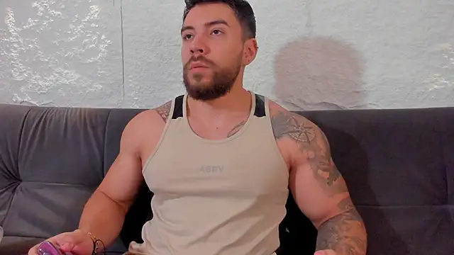  dreammr1  online show from October 18, 2025, 7:49 pm