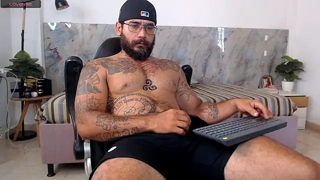 hanz col online show from March 15, 2026, 3:52 pm