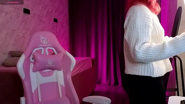 Snapshot of Kira_yoon chatting on December 2, 2025, 12:22 am Kira yoon online show from December 2, 2025, 12:22 am