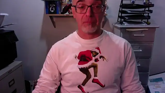 MaxVain online show from December 18, 2025, 6:45 pm