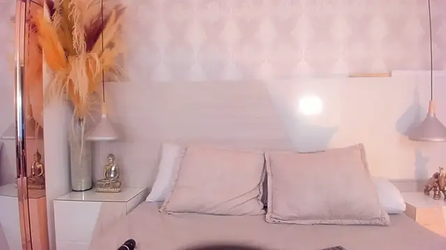 IvannaAnggel online show from March 12, 2026, 1:59 pm