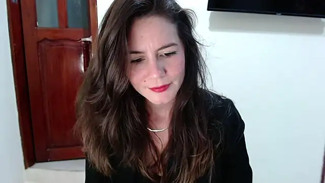 Snapshot of Hanny_24 chatting on July 14, 2026, 2:16 am Hanny 24 online show from July 14, 2026, 2:16 am