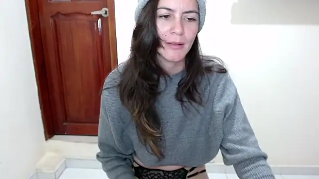 Snapshot of Hanny_24 chatting on June 29, 2026, 10:15 am Hanny 24 online show from June 29, 2026, 10:15 am