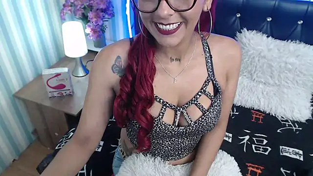 Snapshot of abella_harper chatting on February 6, 2025, 2:37 pm abella harper online show from February 6, 2025, 2:37 pm