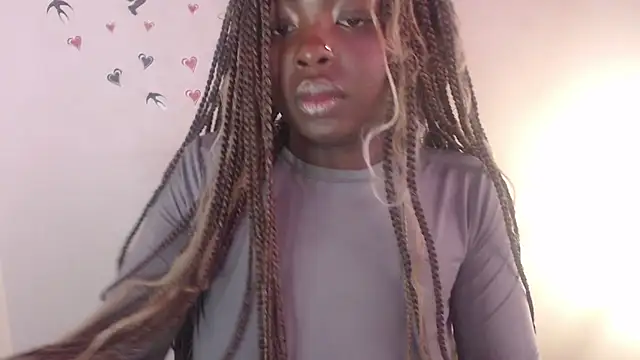 Snapshot of _Zooee chatting on July 6, 2026, 3:03 pm Zooee online show from July 6, 2026, 3:03 pm