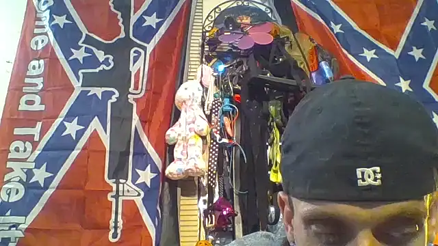 Snapshot of slinginbigD chatting on October 24, 2025, 3:49 am slinginbigD online show from October 24, 2025, 3:49 am