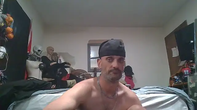 Snapshot of slinginbigD chatting on July 15, 2026, 1:29 pm slinginbigD online show from July 15, 2026, 1:29 pm