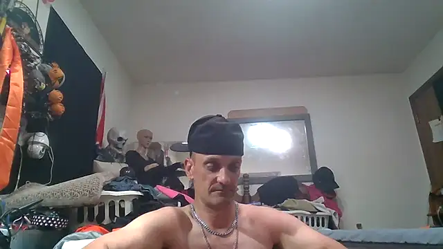 Snapshot of slinginbigD chatting on July 16, 2026, 1:35 am slinginbigD online show from July 16, 2026, 1:35 am
