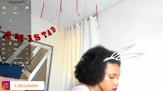 sara williams01 online show from September 22, 2025, 1:39 pm