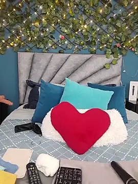 Snapshot of Grey_Lorenz11 chatting on March 10, 2026, 9:13 am Grey Lorenz11 online show from March 10, 2026, 9:13 am