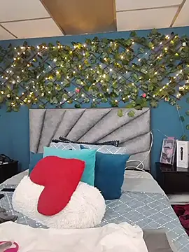 Snapshot of Grey_Lorenz11 chatting on February 5, 2026, 8:21 am Grey Lorenz11 online show from February 5, 2026, 8:21 am