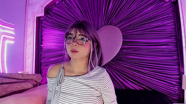 anastasia jhons online show from March 30, 2026, 4:14 am