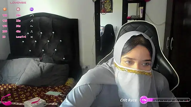 janna isa online show from December 15, 2025, 7:31 pm