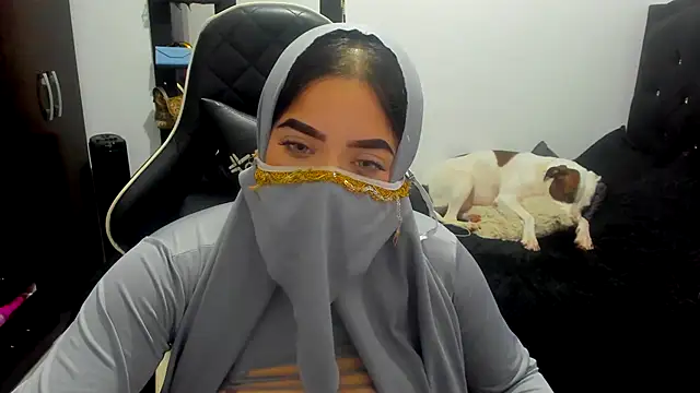 janna isa online show from October 18, 2025, 10:12 pm