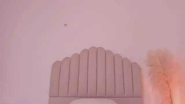 Snapshot of valerysantos_ chatting on June 14, 2026, 12:06 pm valerysantos online show from June 14, 2026, 12:06 pm