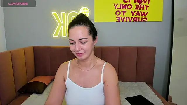 Snapshot of Linda_Insatiable chatting on March 21, 2025, 4:39 am Linda Insatiable online show from March 21, 2025, 4:39 am