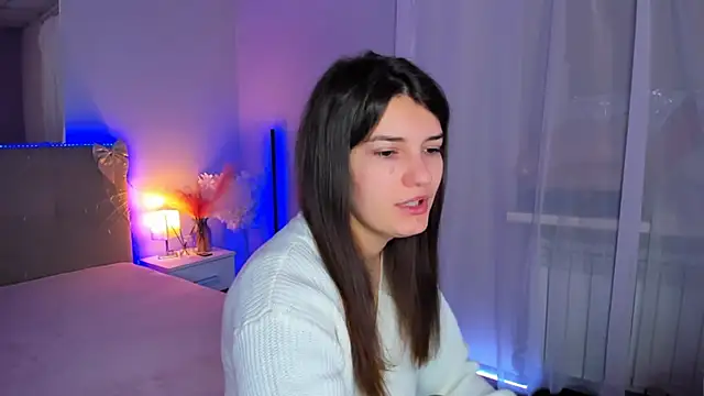 Laura Leee online show from February 21, 2026, 6:15 am