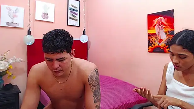 Snapshot of destroys_girls chatting on January 8, 2025, 4:55 am destroys girls online show from January 8, 2025, 4:55 am