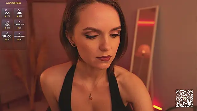 lil fleur online show from November 10, 2025, 3:28 pm