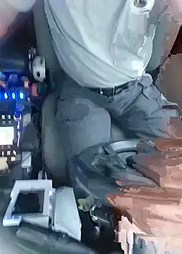 Snapshot of vanscr1 chatting on September 23, 2025, 12:34 pm vanscr1 online show from September 23, 2025, 12:34 pm