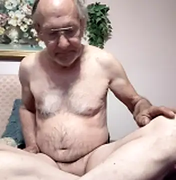 Snapshot of vanscr1 chatting on February 14, 2026, 1:00 pm vanscr1 online show from February 14, 2026, 1:00 pm