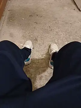 Snapshot of casper0303 chatting on October 26, 2025, 9:26 pm casper0303 online show from October 26, 2025, 9:26 pm