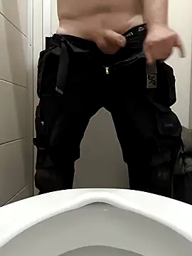 Snapshot of OdinWolf1990 chatting on October 16, 2025, 11:51 am OdinWolf1990 online show from October 16, 2025, 11:51 am