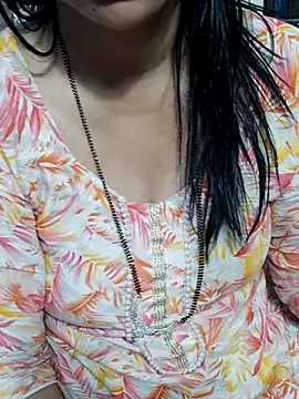 Snapshot of Urmila_bhabhii chatting on October 15, 2025, 3:16 am Urmila bhabhii online show from October 15, 2025, 3:16 am