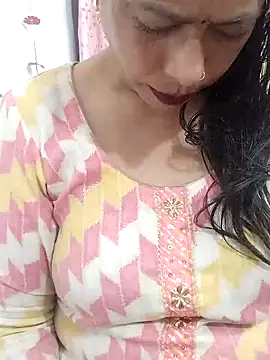 Snapshot of Urmila_bhabhii chatting on November 28, 2025, 4:07 pm Urmila bhabhii online show from November 28, 2025, 4:07 pm