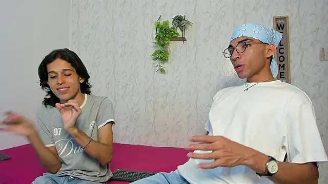 jony honey online show from March 18, 2026, 11:57 am