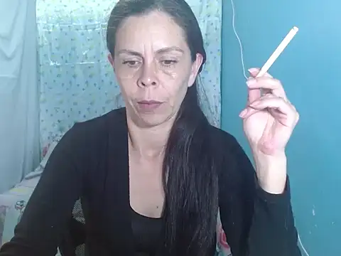 Snapshot of Marilyn_xxxx chatting on December 15, 2025, 8:36 pm Marilyn xxxx online show from December 15, 2025, 8:36 pm