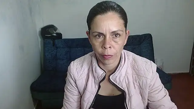 Snapshot of Marilyn_xxxx chatting on October 29, 2025, 8:08 pm Marilyn xxxx online show from October 29, 2025, 8:08 pm