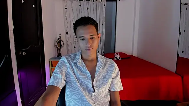 alessandro wizard online show from February 26, 2025, 7:53 pm