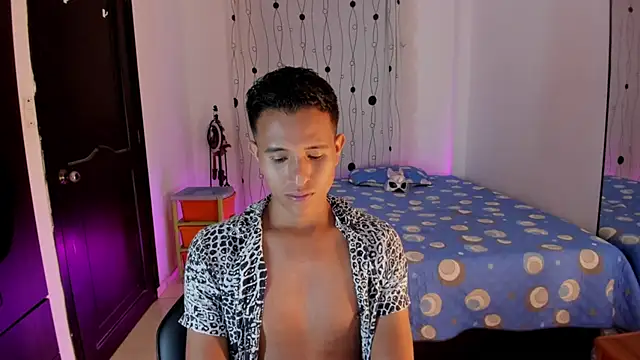 alessandro wizard online show from February 6, 2025, 1:27 am