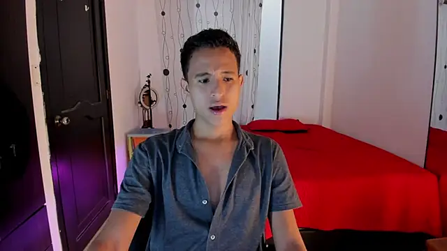 alessandro wizard online show from February 27, 2025, 7:26 pm