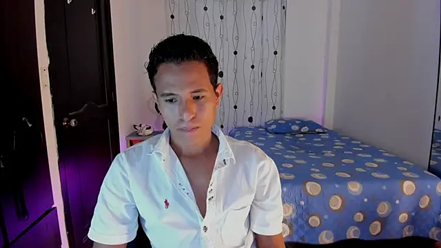 alessandro wizard online show from March 15, 2025, 3:59 pm