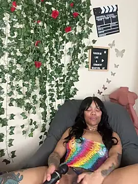 butterflybootyy online show from February 20, 2025, 9:44 am