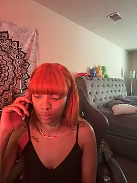 Snapshot of butterflybootyy chatting on October 14, 2025, 3:23 pm butterflybootyy online show from October 14, 2025, 3:23 pm