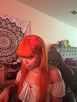 Snapshot of butterflybootyy chatting on October 12, 2025, 3:24 pm butterflybootyy online show from October 12, 2025, 3:24 pm