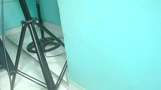 Snapshot of black30cmdick chatting on October 14, 2025, 8:04 am black30cmdick online show from October 14, 2025, 8:04 am