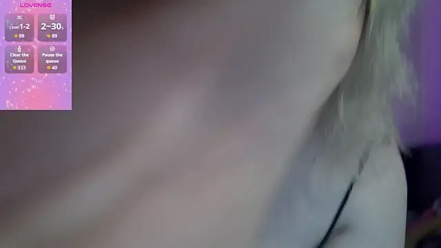 AngelinaGlam online show from January 14, 2026, 1:37 pm