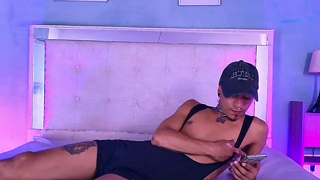 Snapshot of Mowgli_FFun chatting on October 12, 2025, 3:13 pm Mowgli FFun online show from October 12, 2025, 3:13 pm