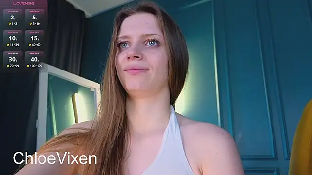 Snapshot of Chloe_Vixen chatting on February 6, 2025, 7:51 pm Chloe Vixen online show from February 6, 2025, 7:51 pm