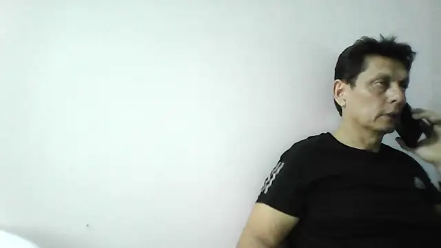 Snapshot of MarcusKelvin chatting on May 20, 2026, 2:52 am MarcusKelvin online show from May 20, 2026, 2:52 am