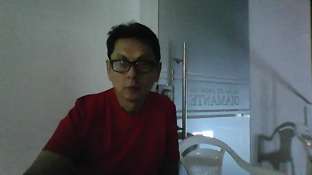 Snapshot of MarcusKelvin chatting on May 9, 2026, 4:27 am MarcusKelvin online show from May 9, 2026, 4:27 am