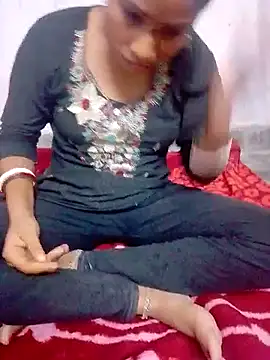 Indcople28 online show from September 15, 2025, 6:52 pm