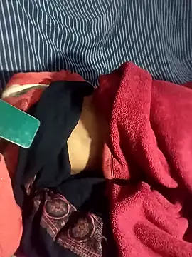 Indcople28 online show from December 9, 2024, 7:29 pm